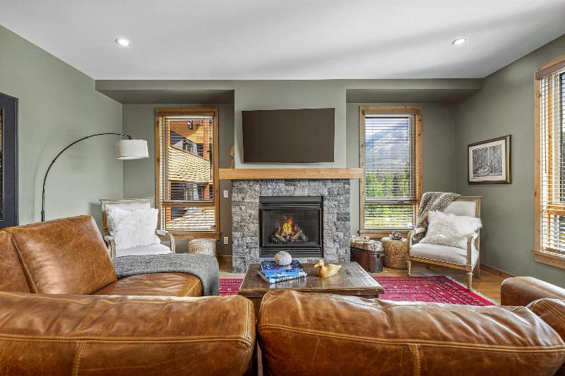 Tamarack Lodge By Spring Creek Vacations image