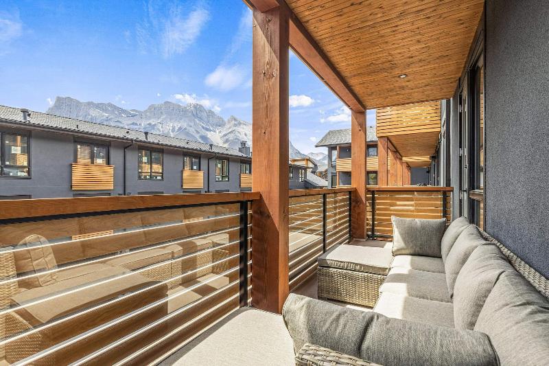 Tamarack Lodge By Spring Creek Vacations image