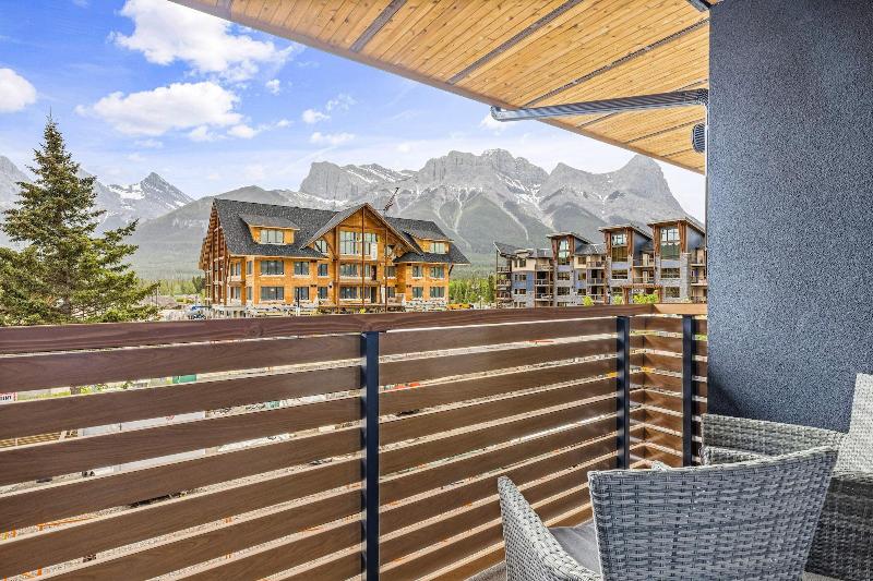 Tamarack Lodge By Spring Creek Vacations image