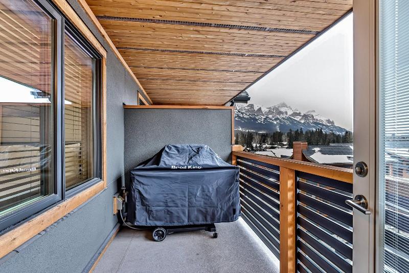 Tamarack Lodge By Spring Creek Vacations image