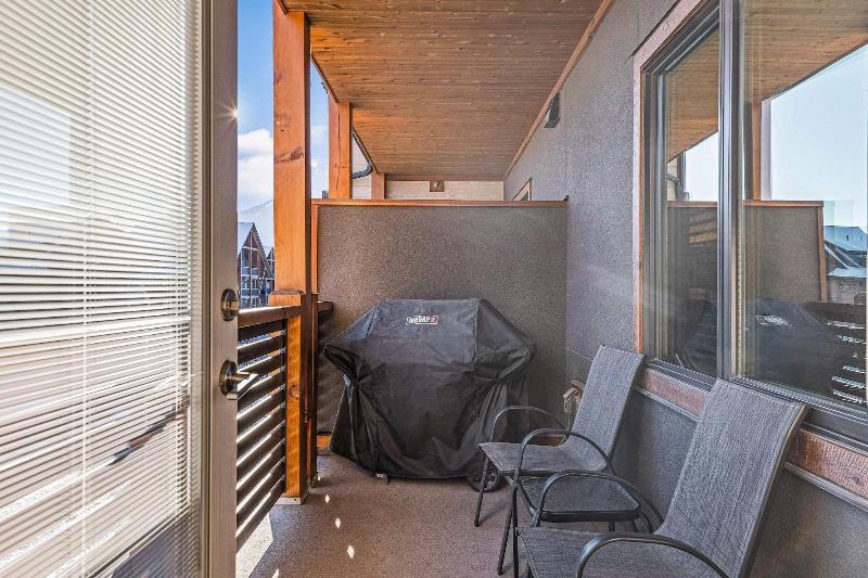 Tamarack Lodge By Spring Creek Vacations image