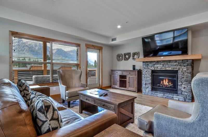 Tamarack Lodge By Spring Creek Vacations image