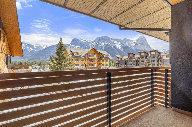 Tamarack Lodge By Spring Creek Vacations image