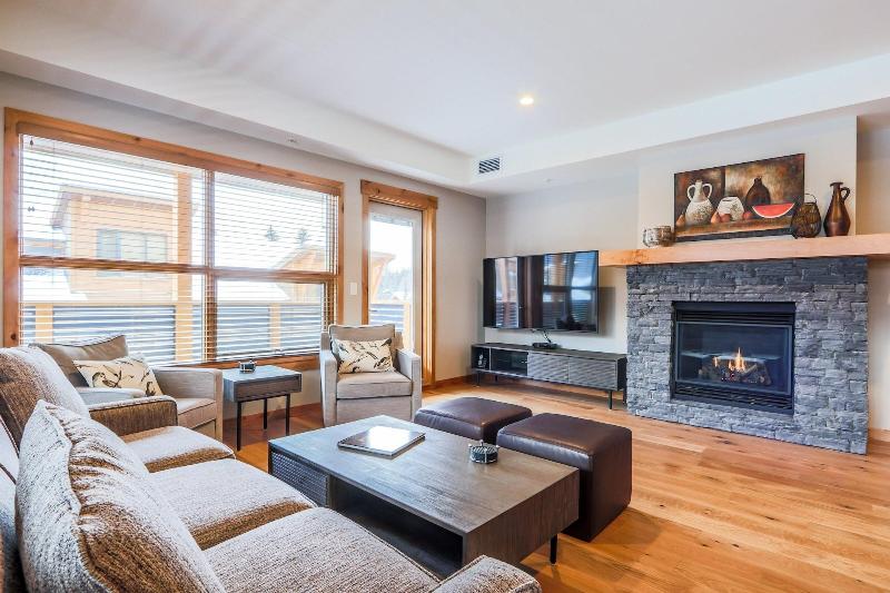 Tamarack Lodge By Spring Creek Vacations image
