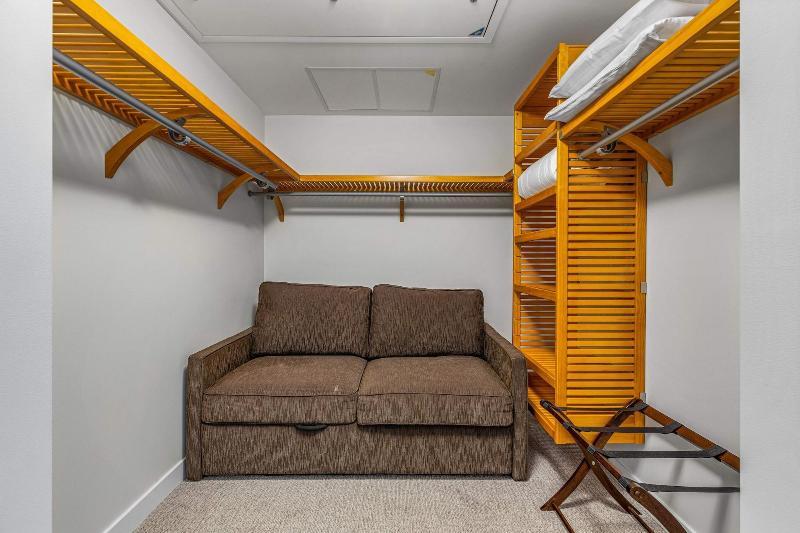 Tamarack Lodge By Spring Creek Vacations image