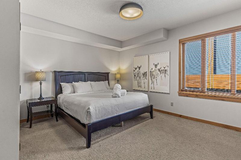 Tamarack Lodge By Spring Creek Vacations image