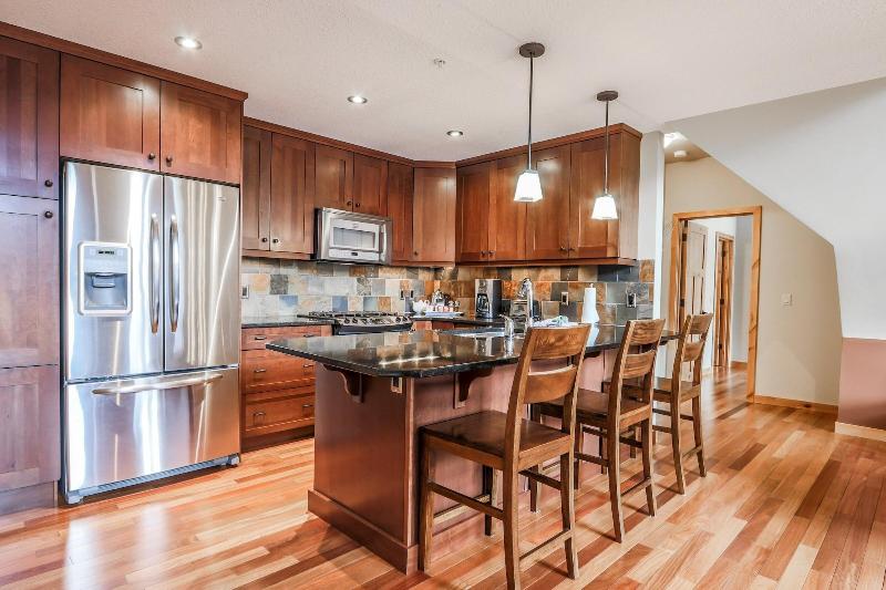 Tamarack Lodge By Spring Creek Vacations image