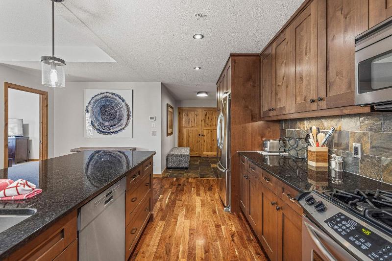 Tamarack Lodge By Spring Creek Vacations image