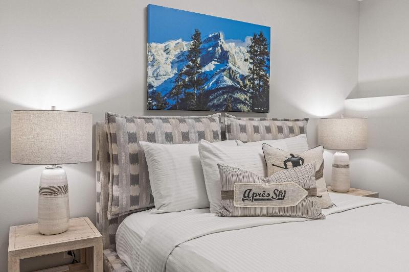 Tamarack Lodge By Spring Creek Vacations image