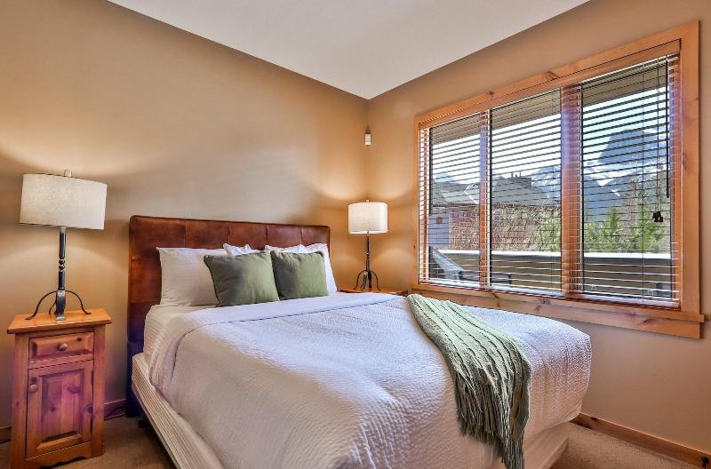 Tamarack Lodge By Spring Creek Vacations image