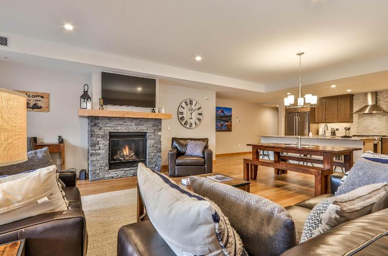Tamarack Lodge By Spring Creek Vacations image