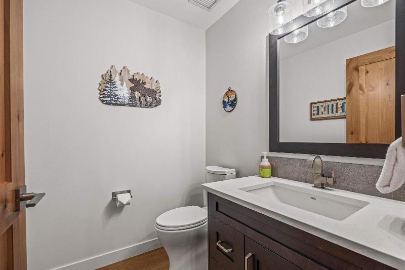 Tamarack Lodge By Spring Creek Vacations image