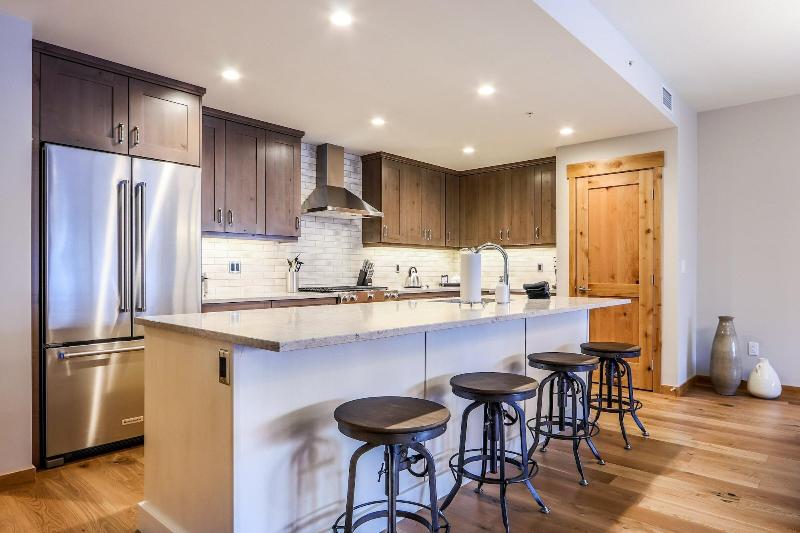 Tamarack Lodge By Spring Creek Vacations image