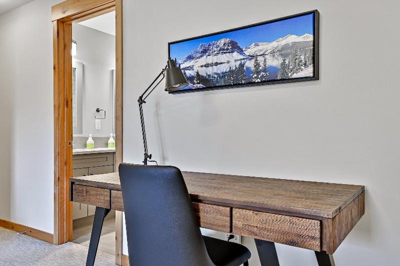 Tamarack Lodge By Spring Creek Vacations image