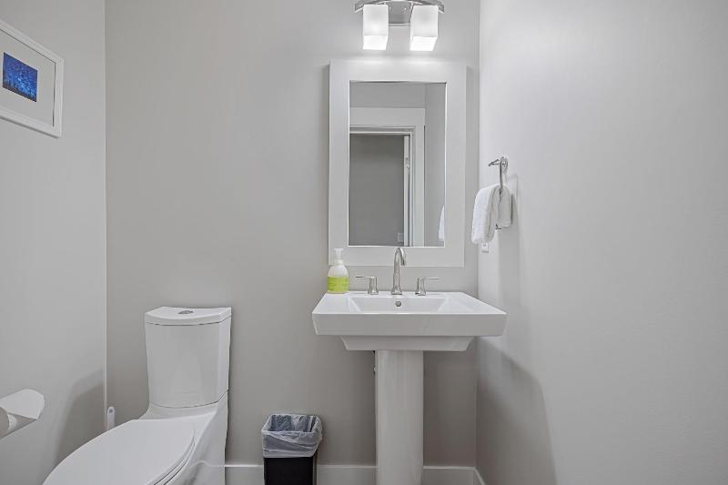 Tamarack Lodge By Spring Creek Vacations image