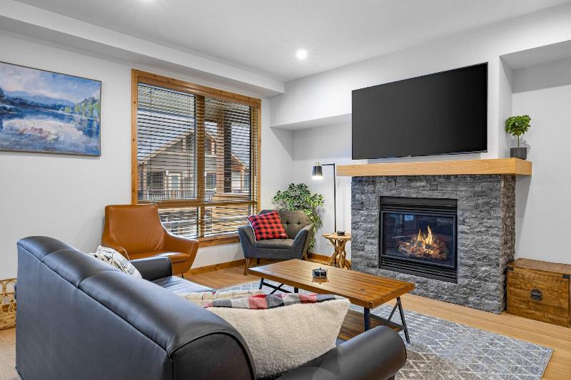 Tamarack Lodge By Spring Creek Vacations image