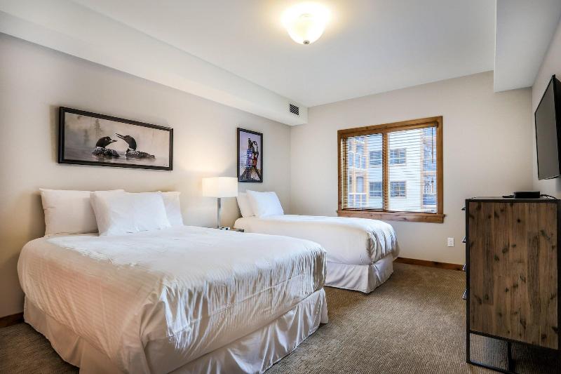 Tamarack Lodge By Spring Creek Vacations image