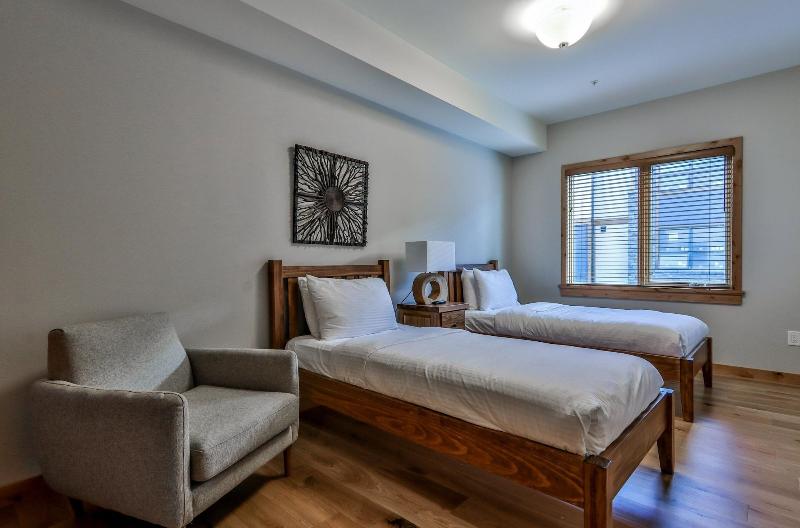 Tamarack Lodge By Spring Creek Vacations image