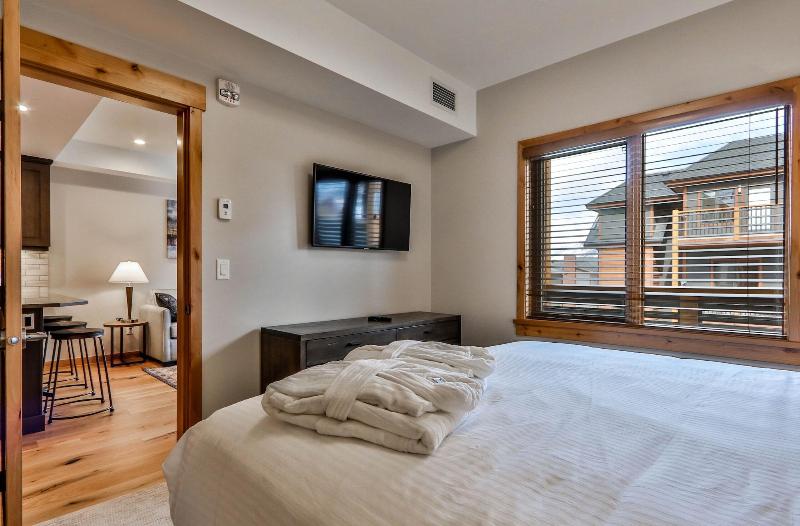 Tamarack Lodge By Spring Creek Vacations image
