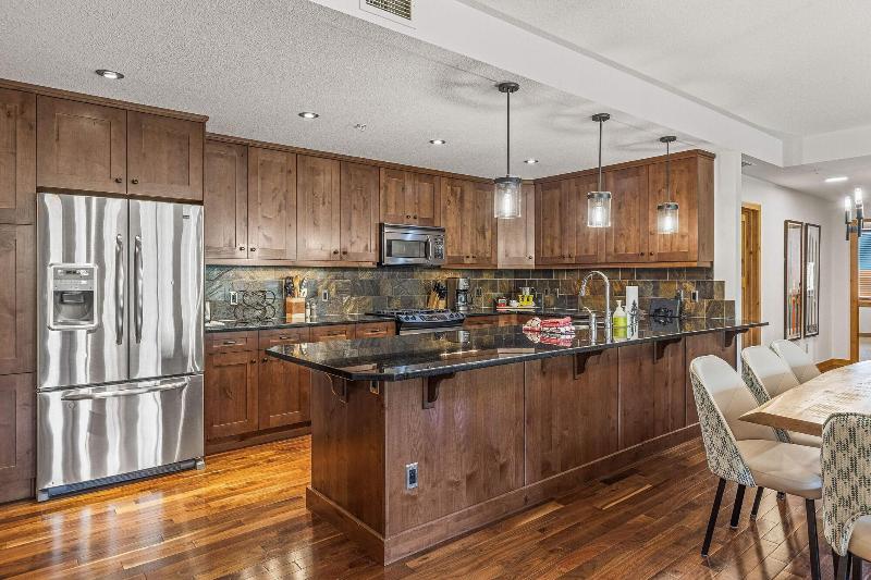 Tamarack Lodge By Spring Creek Vacations image