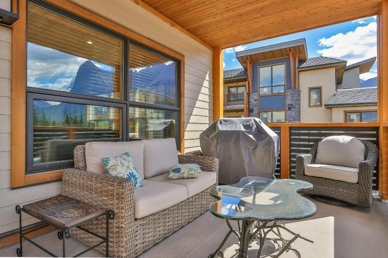 Tamarack Lodge By Spring Creek Vacations image