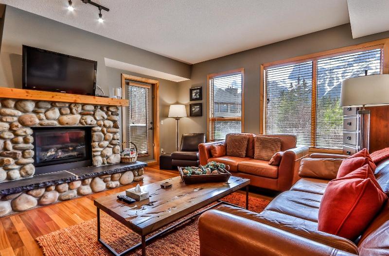 Tamarack Lodge By Spring Creek Vacations image