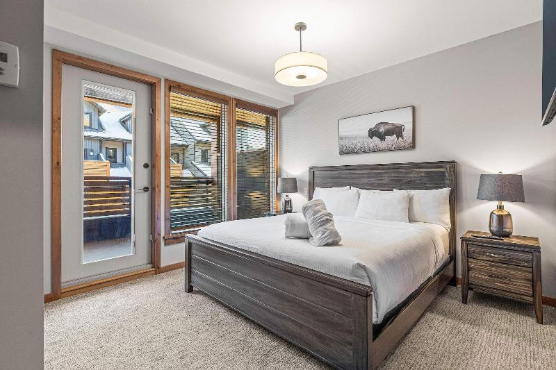 Tamarack Lodge By Spring Creek Vacations image