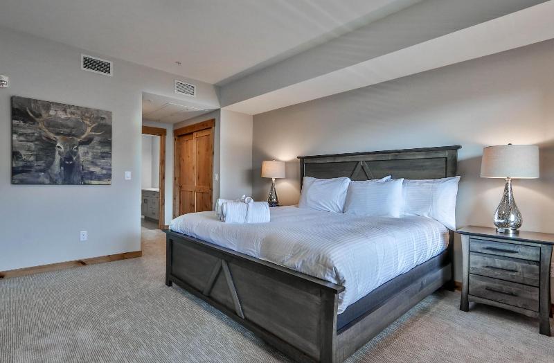 Tamarack Lodge By Spring Creek Vacations image