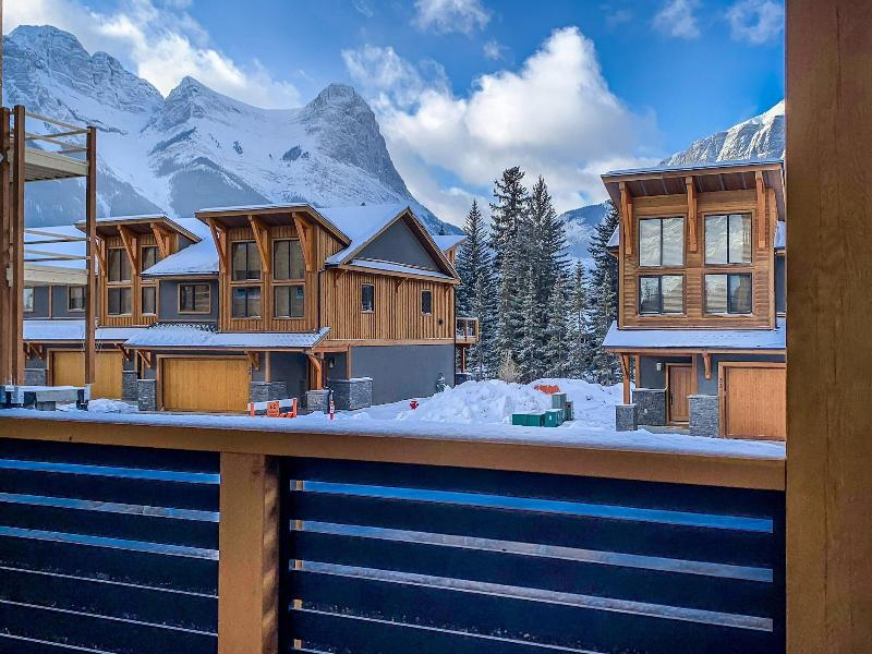 Tamarack Lodge By Spring Creek Vacations image