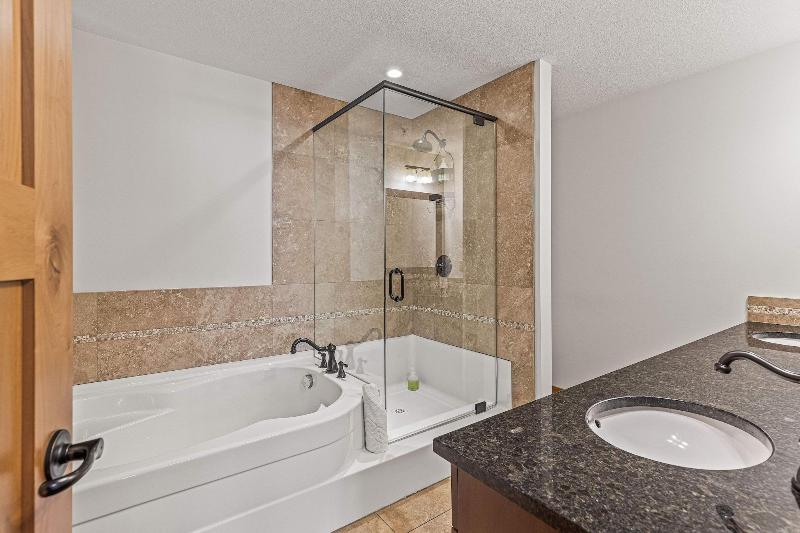 Tamarack Lodge By Spring Creek Vacations image