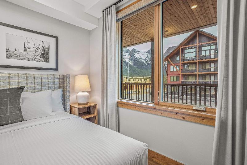 Tamarack Lodge By Spring Creek Vacations image