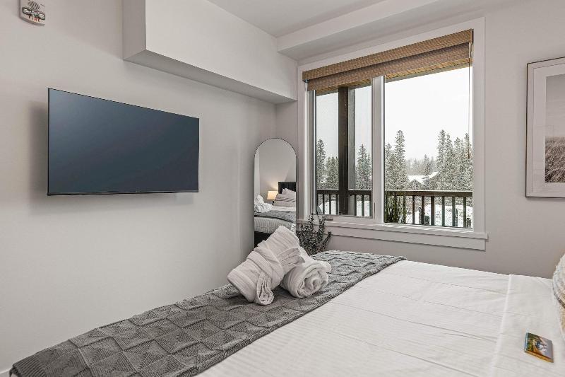 Tamarack Lodge By Spring Creek Vacations image