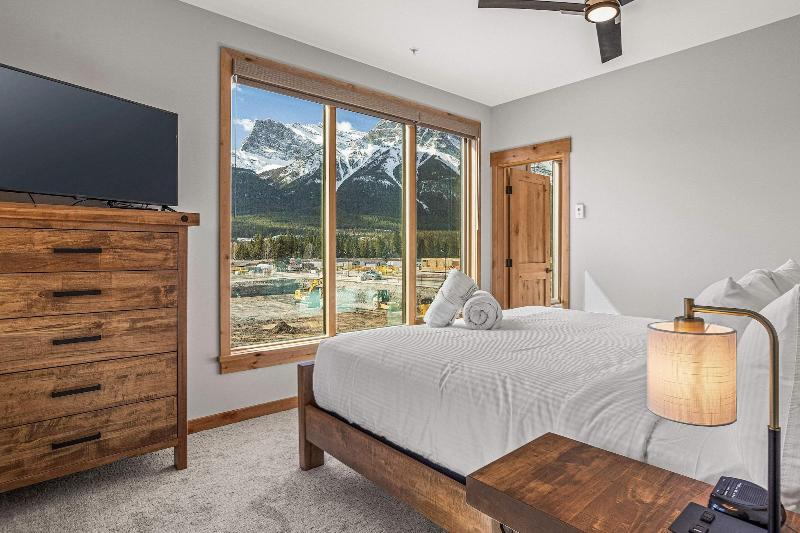 Tamarack Lodge By Spring Creek Vacations image