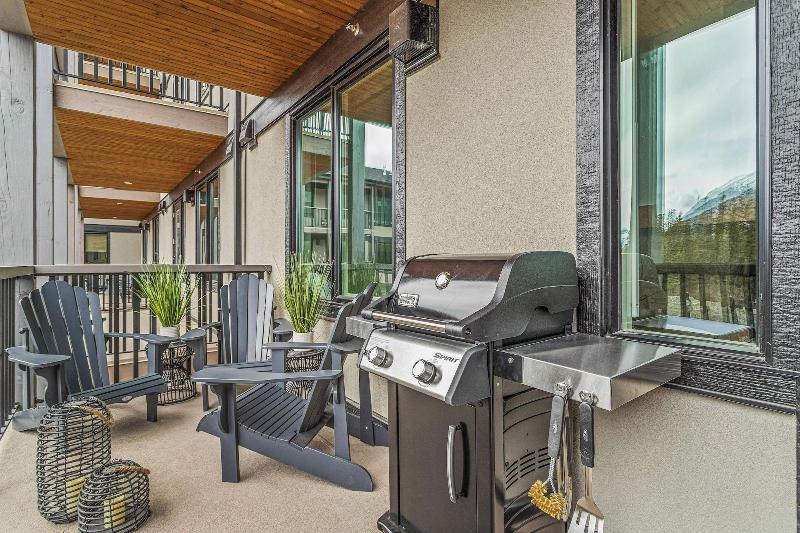 Tamarack Lodge By Spring Creek Vacations image