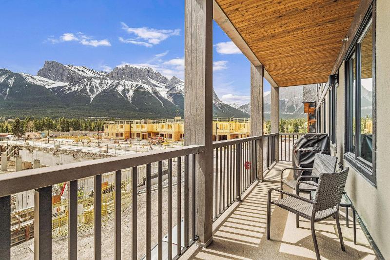 Tamarack Lodge By Spring Creek Vacations image