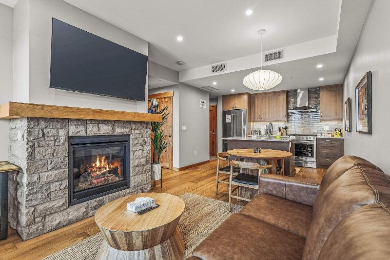 Tamarack Lodge By Spring Creek Vacations image