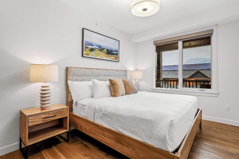 Tamarack Lodge By Spring Creek Vacations image