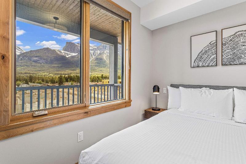 Tamarack Lodge By Spring Creek Vacations image