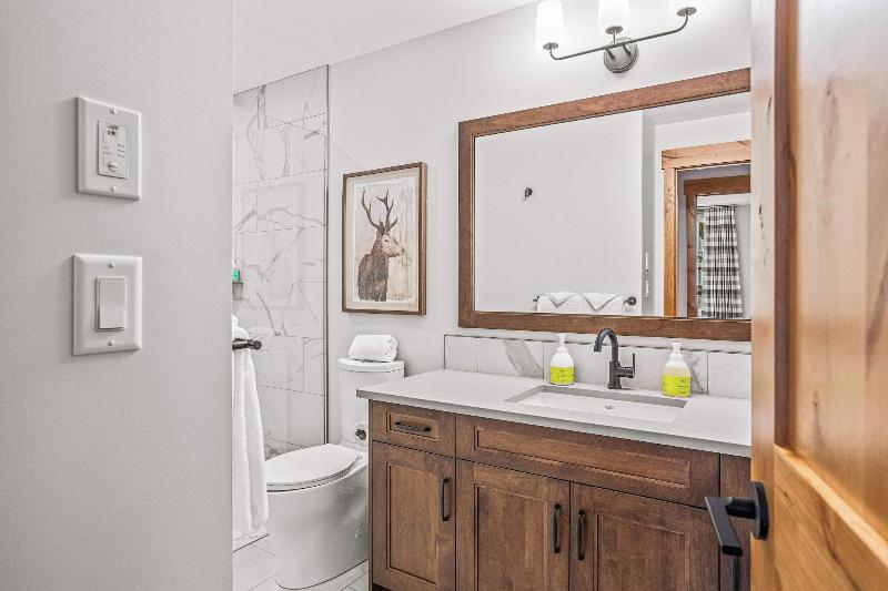 Tamarack Lodge By Spring Creek Vacations image