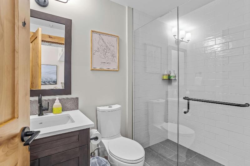 Tamarack Lodge By Spring Creek Vacations image