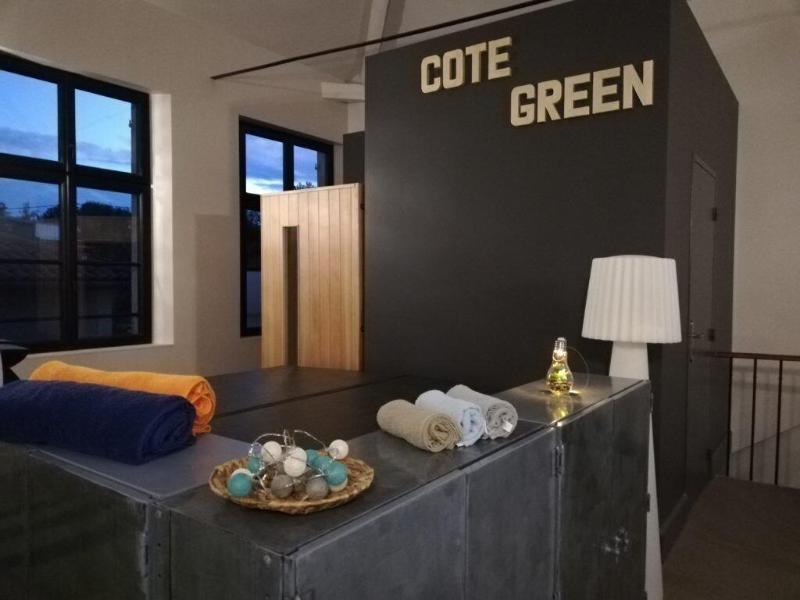 Cote Green image