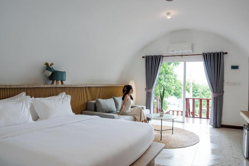 Pidoma Resort image
