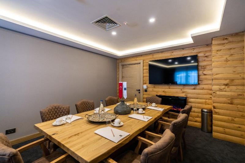 Sarpino Mountain Hotel image