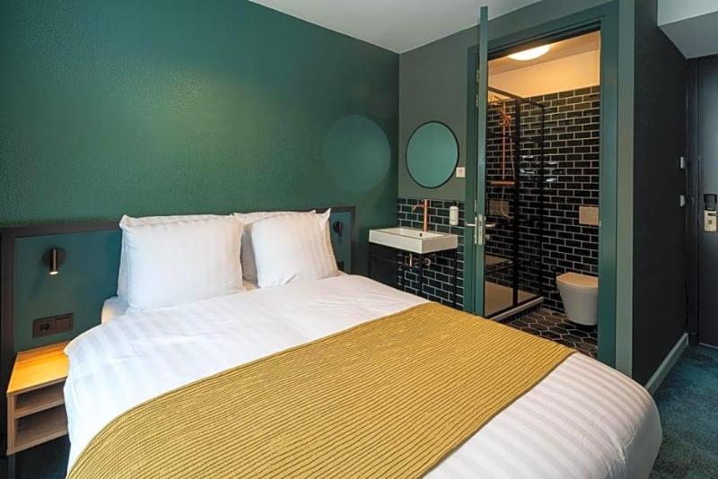 Fd Hotels image