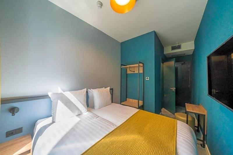 Fd Hotels image