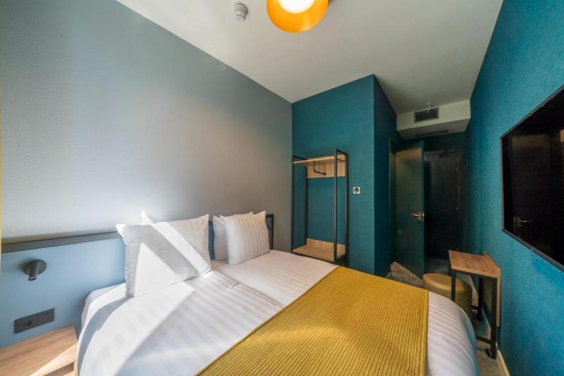 Fd Hotels image