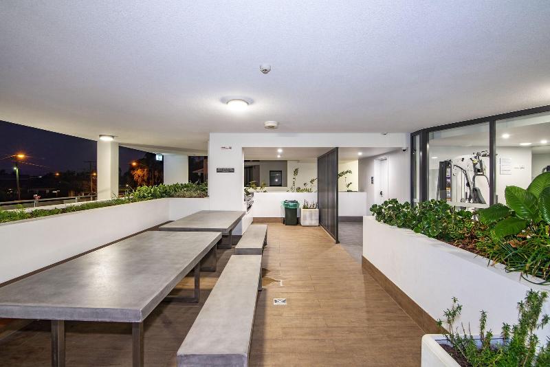 Hedge Apartments image