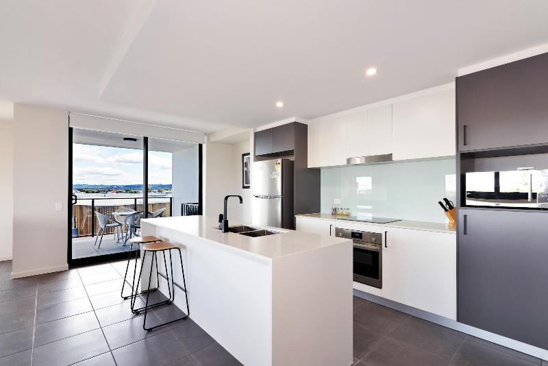 Hedge Apartments image