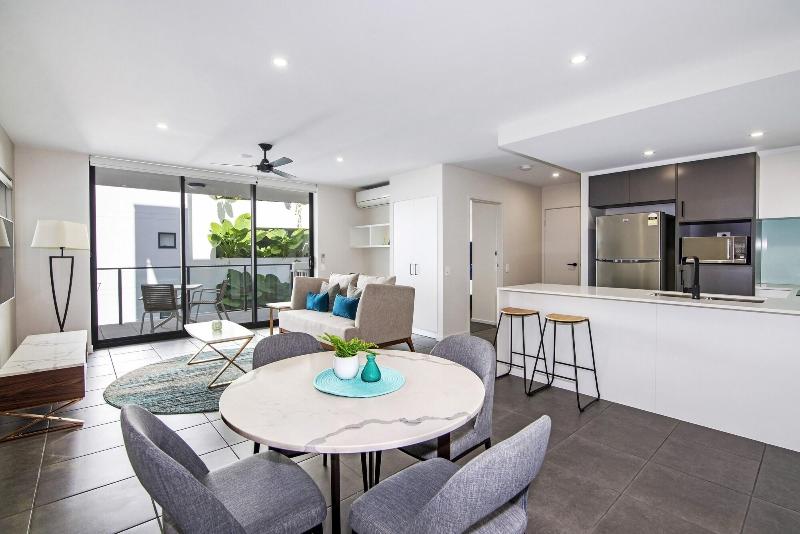 Hedge Apartments image