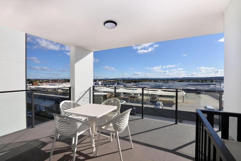 Hedge Apartments image